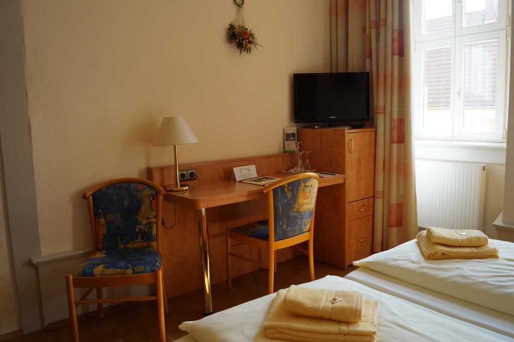 Schlosshotel Am Hainich Behringen  Værelse billede